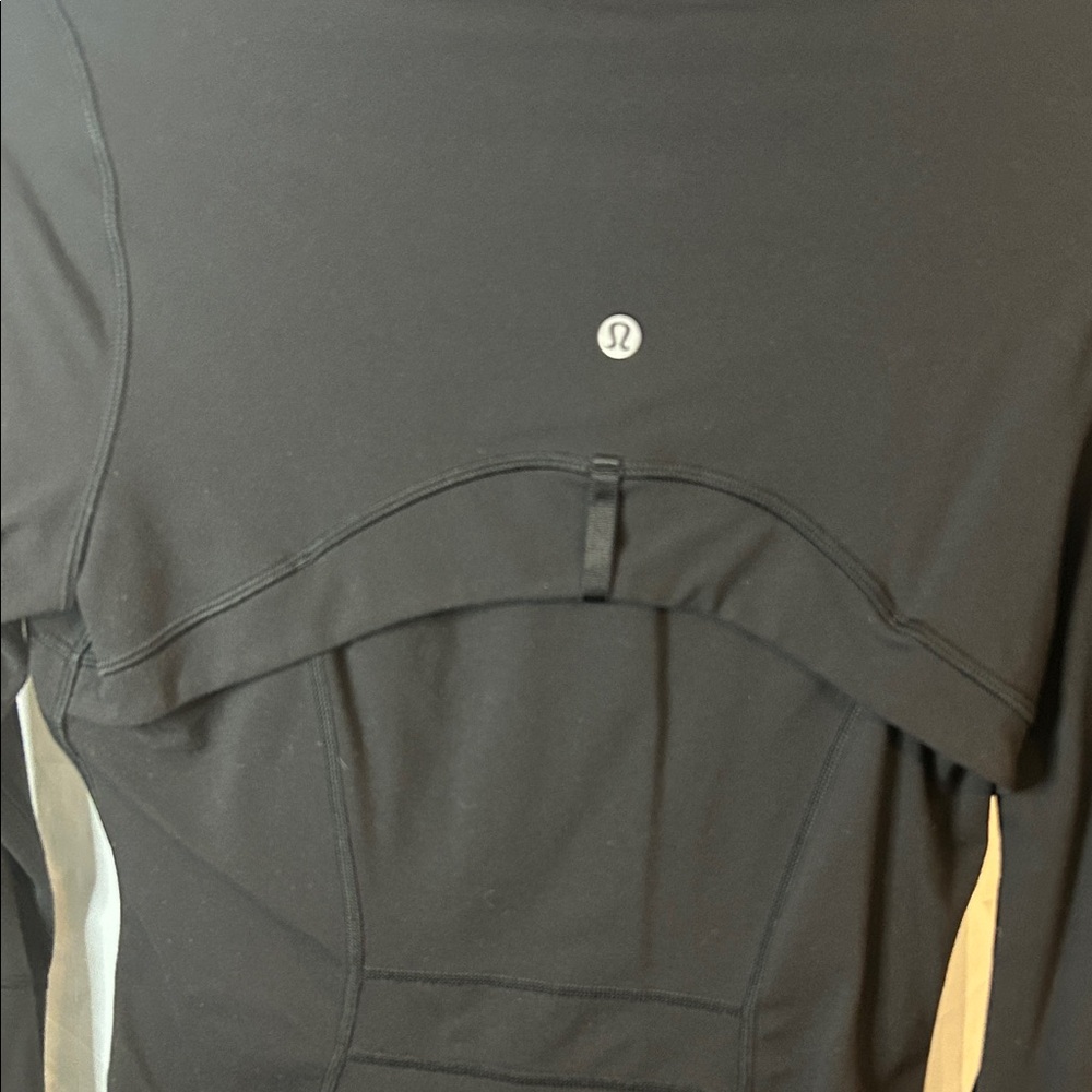 Lululemon Women’s Define jacket EUC BLACK size 8. - Picture 7 of 7